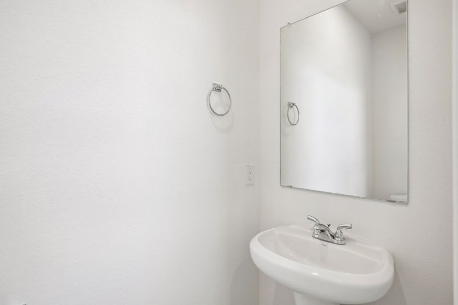 Close-up of interior finishes inside a home in Porter Country, Buda (Image 9).