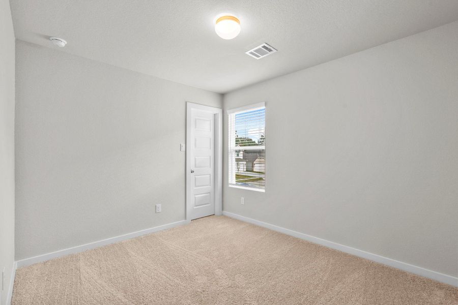 Spacious, unfurnished interior of a new home in Cypresswood Landing, Humble (Image 25).