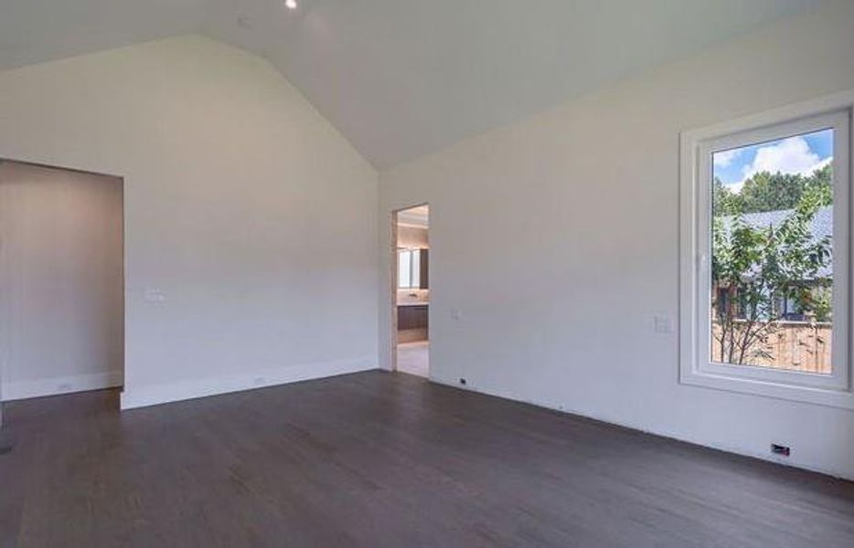 Spacious, unfurnished interior of a new home in , Cumming (Image 82).