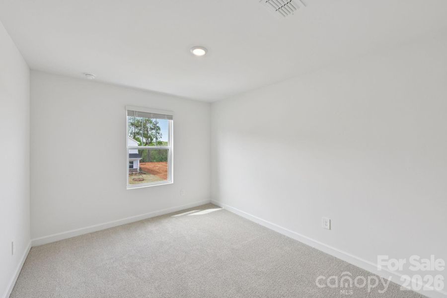 Photo is not of the actual home, but is an inspirational photo of builder’s model home and may depict options, furnishings, and/or decorator features that are not included Photo is not of the actual home, but is an inspirational photo of builder’s model home and may depict options, furnishings, and/or decorator features that are not included
