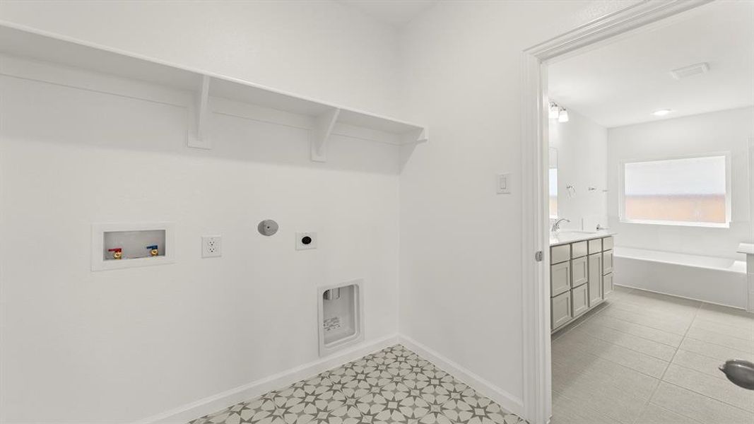 24. 9045 Palafox - Utility 24. 9045 Palafox - Utility