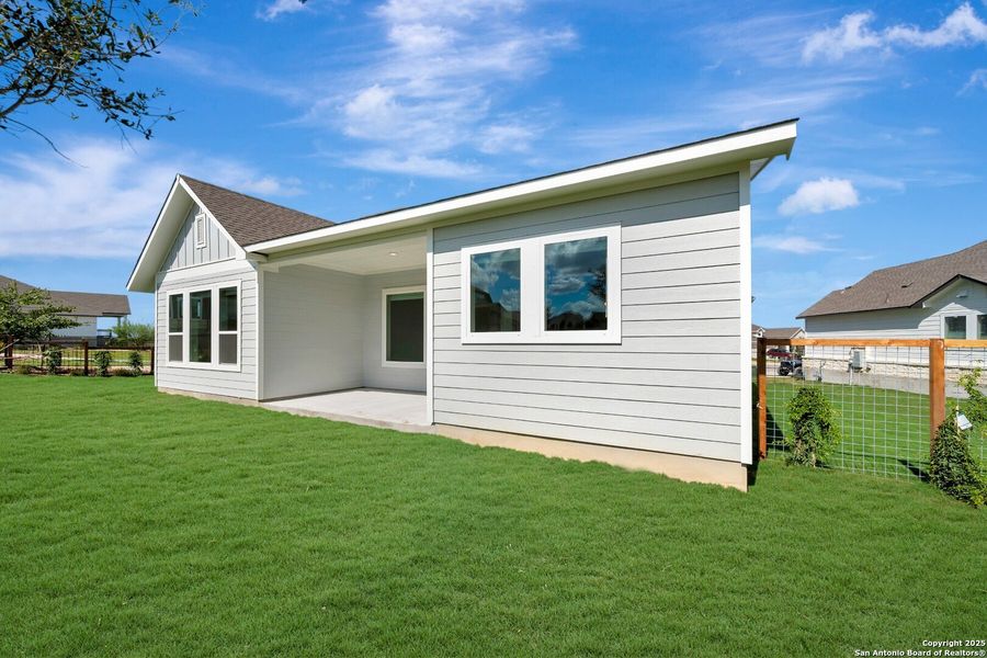 Exterior details and patio area of a home in The Crossvine 55’, Schertz (Image 24).