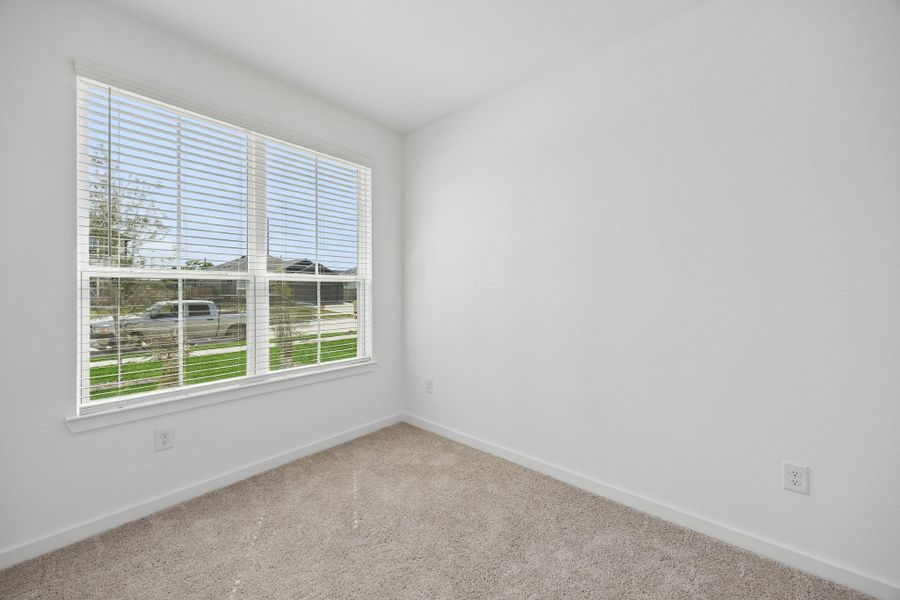 Spacious, unfurnished interior of a new home in Windcress, Cove (Image 27).