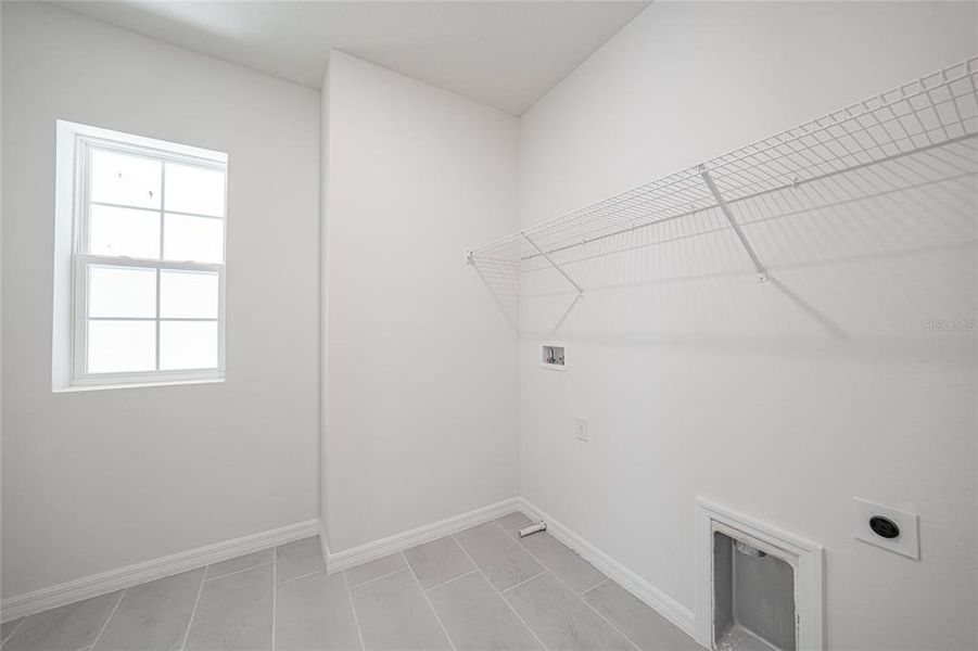 Spacious, unfurnished interior of a new home in Turnleaf, Punta Gorda (Image 37). Spacious, unfurnished interior of a new home in Turnleaf, Punta Gorda (Image 37).