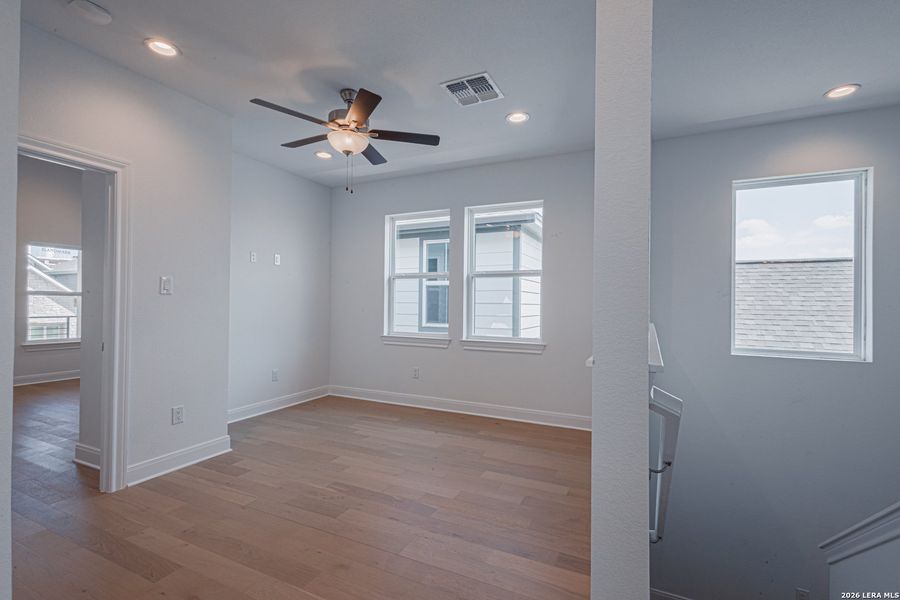 Spacious, unfurnished interior of a new home in Town Creek, New Braunfels (Image 24). Spacious, unfurnished interior of a new home in Town Creek, New Braunfels (Image 24).