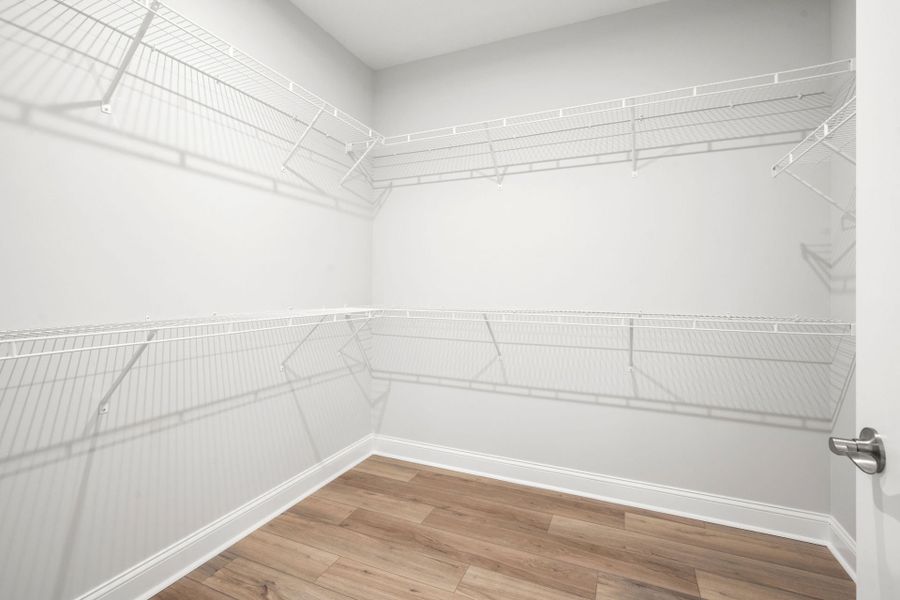 Spacious, unfurnished interior of a new home in Sun City Hilton Head, Bluffton (Image 7).