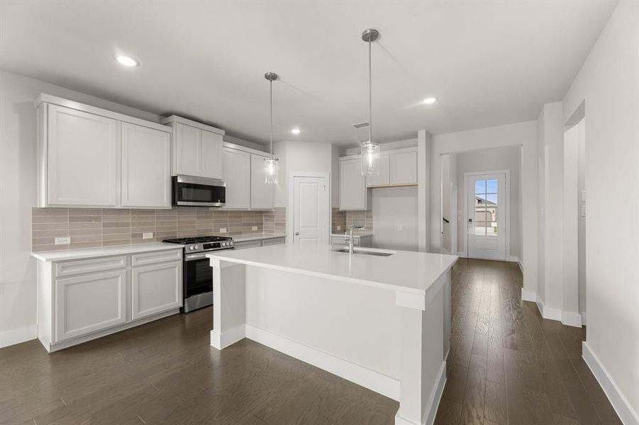 1728 Sage Garden-Kitchen-2