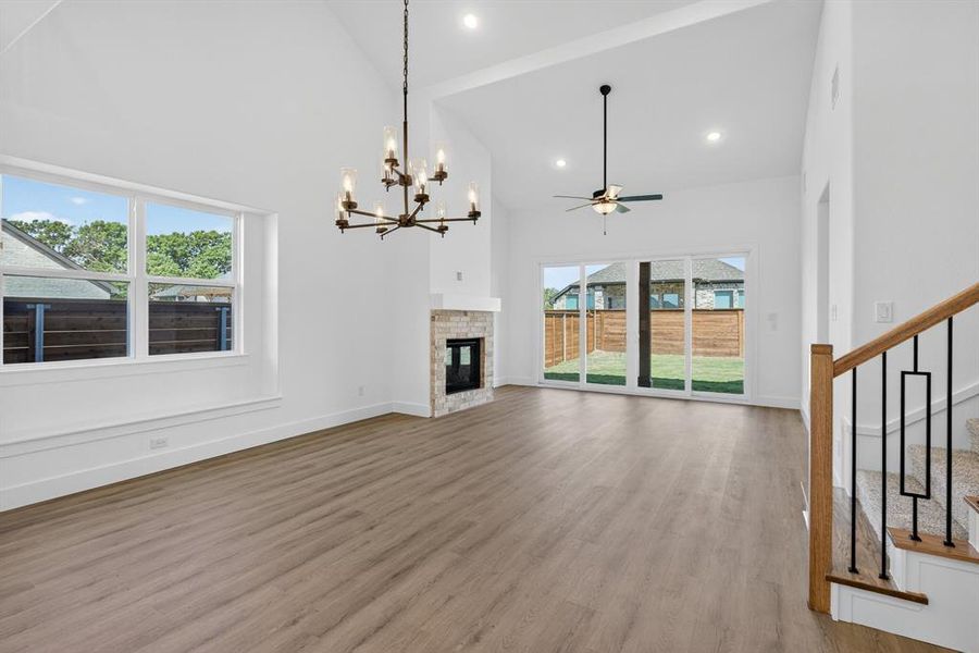 Spacious, unfurnished interior of a new home in Solterra, Mesquite (Image 25).