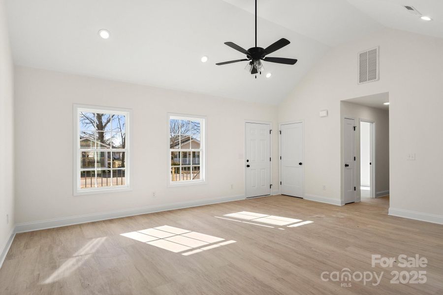 Spacious, unfurnished interior of a new home in , Rock Hill (Image 13).