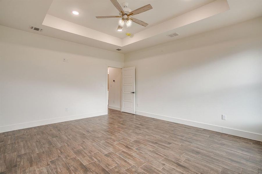 Spacious, unfurnished interior of a new home in , Poolville (Image 24).