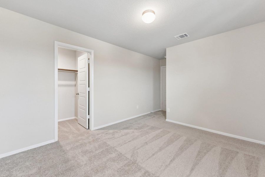 Spacious, unfurnished interior of a new home in Hymeadow, San Marcos (Image 29). Spacious, unfurnished interior of a new home in Hymeadow, San Marcos (Image 29).