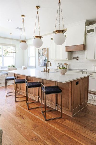 Furnished interior view inside a new home in , Lakeland (Image 12).