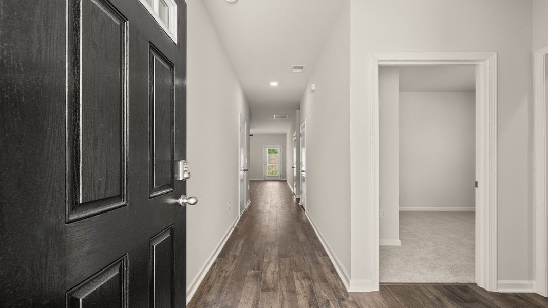 Spacious, unfurnished interior of a new home in Byrd Village, Graniteville (Image 19).