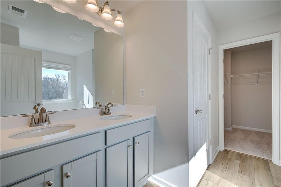 Image 29 of a home in Chapel Hill.