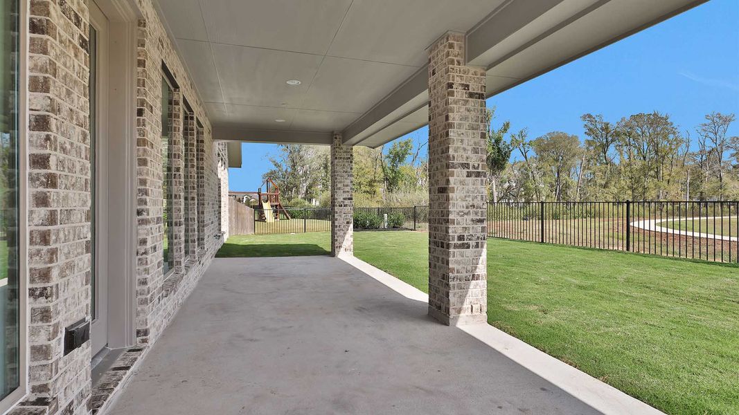 Exterior details and patio area of a home in Fulbrook On Fulshear Creek 60', Fulshear (Image 4). Exterior details and patio area of a home in Fulbrook On Fulshear Creek 60', Fulshear (Image 4).