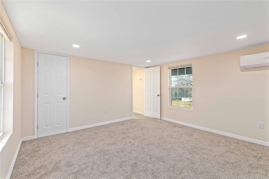 Spacious, unfurnished interior of a new home in , Brownwood (Image 11).