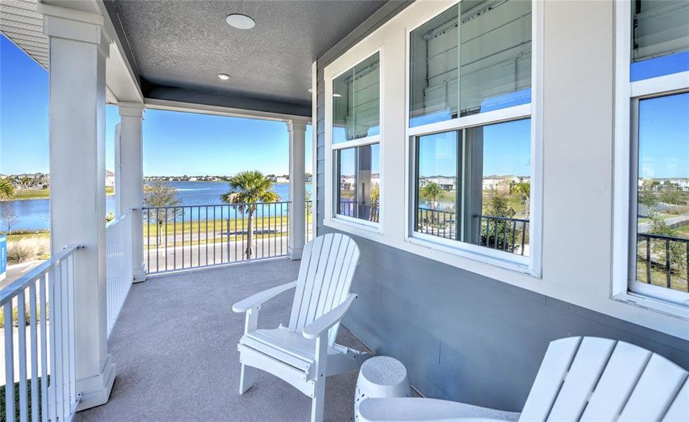 Exterior details and patio area of a home in Laureate Park, Orlando (Image 21).