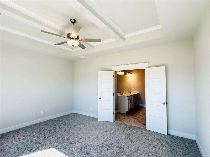 Spacious, unfurnished interior of a new home in Summerlin, Winder (Image 83).