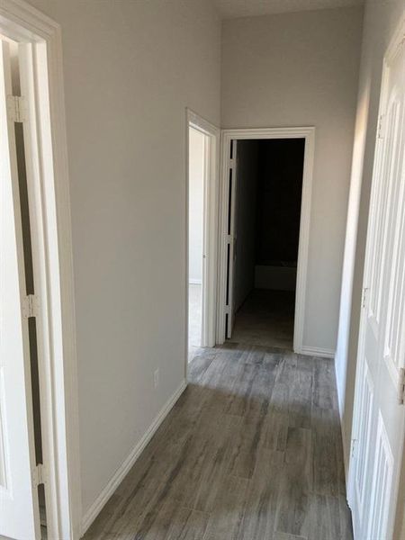 Spacious, unfurnished interior of a new home in Hillview Addition, Decatur (Image 10).