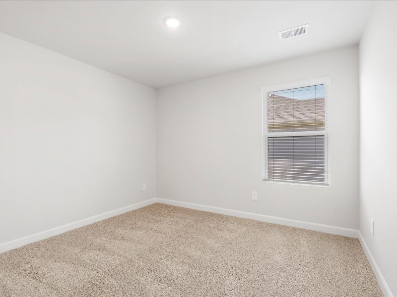Spacious, unfurnished interior of a new home in Collier Ridge, Moore (Image 26).
