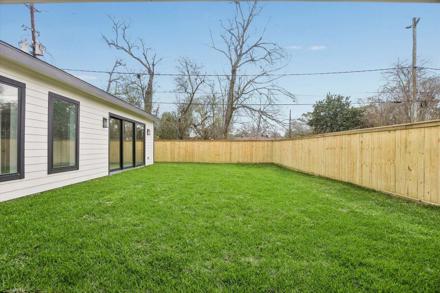 Exterior details and patio area of a home in , Houston (Image 14).