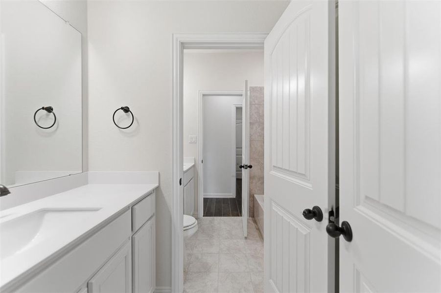 Furnished interior view inside a new home in Northstar, Haslet (Image 12).