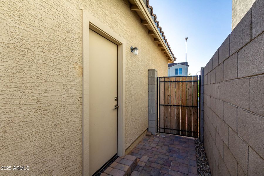 13 Siphon Draw 13 Siphon Draw