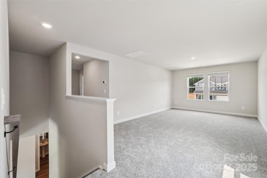 Spacious, unfurnished interior of a new home in Buffalo Ridge, Newton (Image 7). Spacious, unfurnished interior of a new home in Buffalo Ridge, Newton (Image 7).