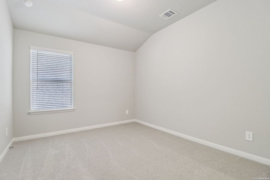 Spacious, unfurnished interior of a new home in Sagebrooke - Classic Series, San Antonio (Image 34).