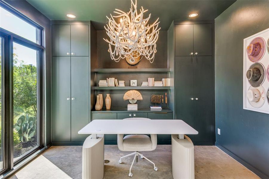 Image 25 of a home in .