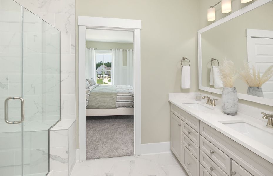 Furnished interior view inside a new home in SayeBrook, Myrtle Beach (Image 10).