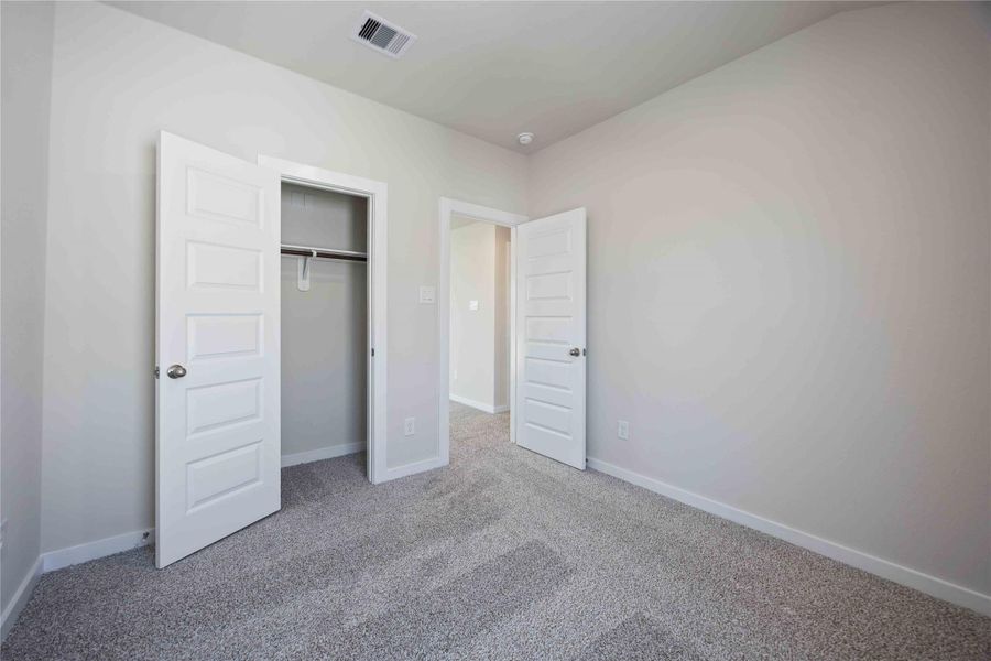 Spacious, unfurnished interior of a new home in The Villages at Westpointe, Dayton (Image 25).