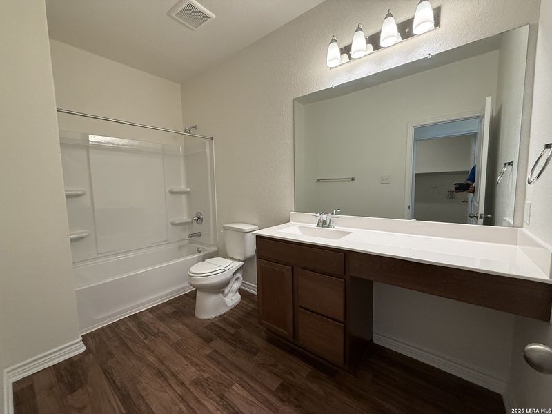 Furnished interior view inside a new home in Legend Point, New Braunfels (Image 8).