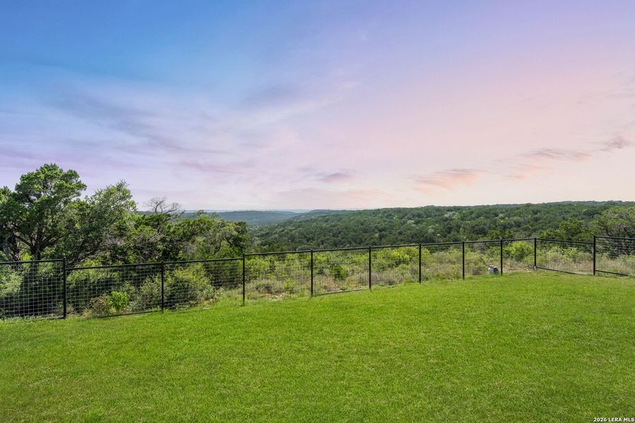 Natural landscape and outdoor views near in Mico (Image 64). Natural landscape and outdoor views near in Mico (Image 64).