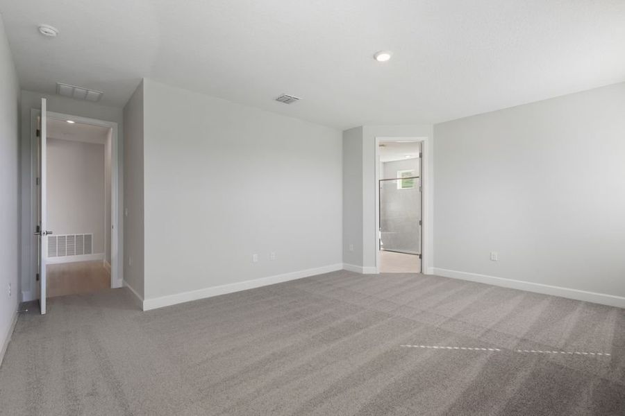 Spacious, unfurnished interior of a new home in Headwaters at Lofton Creek, Yulee (Image 30). Spacious, unfurnished interior of a new home in Headwaters at Lofton Creek, Yulee (Image 30).