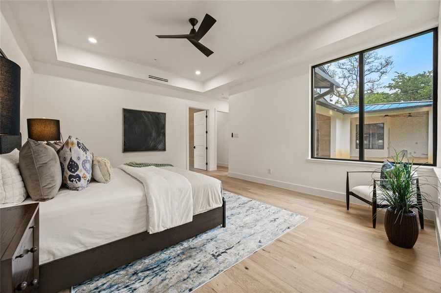 Furnished interior view inside a new home in , Southlake (Image 7).
