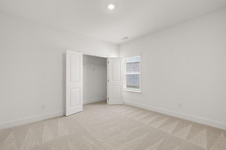 Spacious, unfurnished interior of a new home in The Court at Gainesville Township, Gainesville (Image 23).