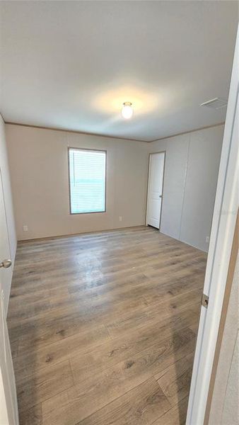 Spacious, unfurnished interior of a new home in , New Port Richey (Image 9).