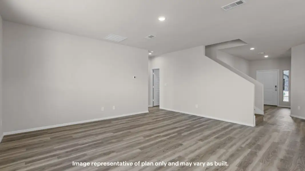 Spacious, unfurnished interior of a new home in Yukon Ridge, Odessa (Image 11).