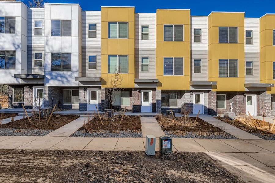 3br New Home in Arvada, CO.  - Slide 2