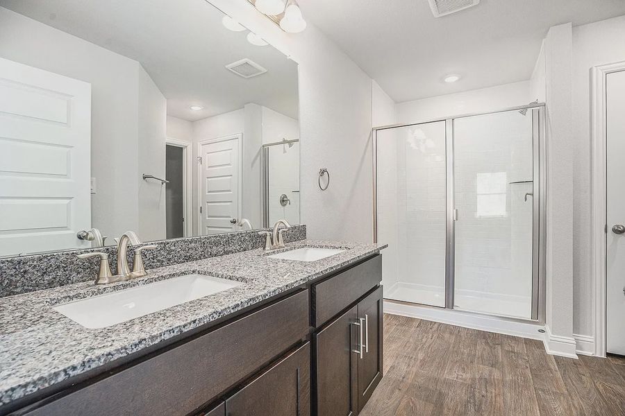 Furnished interior view inside a new home in Kiber Reserve, Angleton (Image 6).