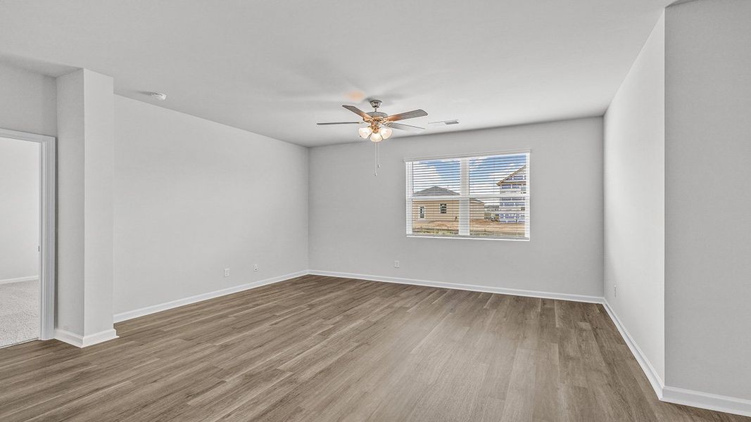 Spacious, unfurnished interior of a new home in Highland Hills, Graniteville (Image 21).