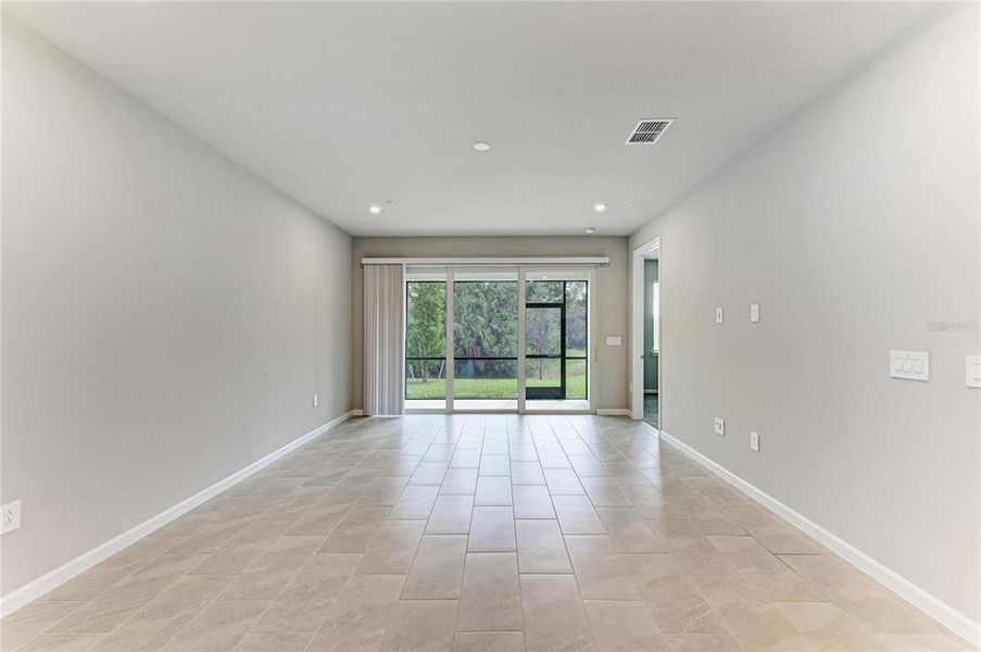 Spacious, unfurnished interior of a new home in Wellen Park, Venice (Image 48).