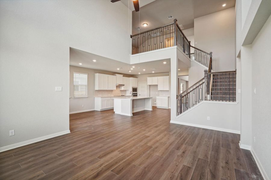 Spacious, unfurnished interior of a new home in Kingdom Heights, Rosenberg (Image 22).