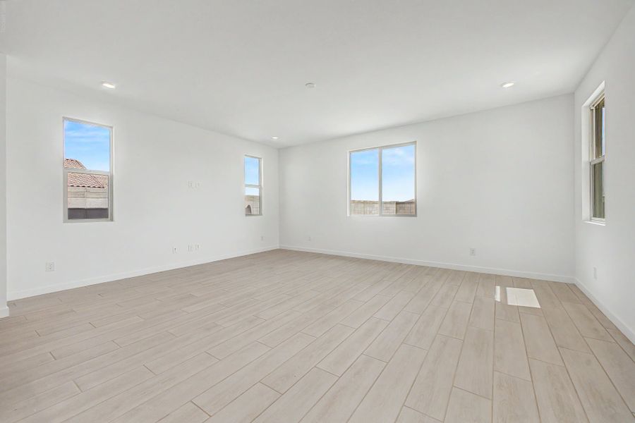 Spacious, unfurnished interior of a new home in Citrus Park, Goodyear (Image 9). Spacious, unfurnished interior of a new home in Citrus Park, Goodyear (Image 9).