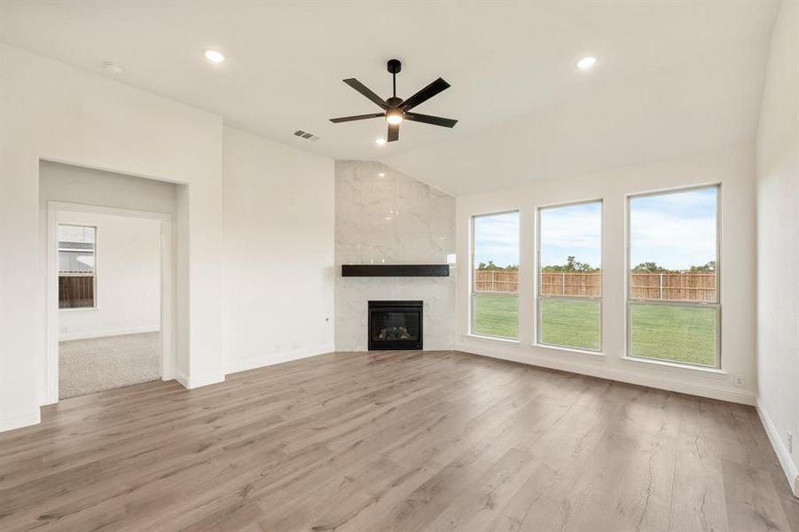 Spacious, unfurnished interior of a new home in Hampton Park, Glenn Heights (Image 28). Spacious, unfurnished interior of a new home in Hampton Park, Glenn Heights (Image 28).