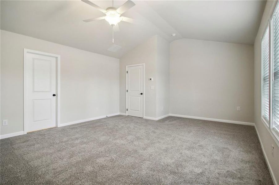 Spacious, unfurnished interior of a new home in , Auburn (Image 13).