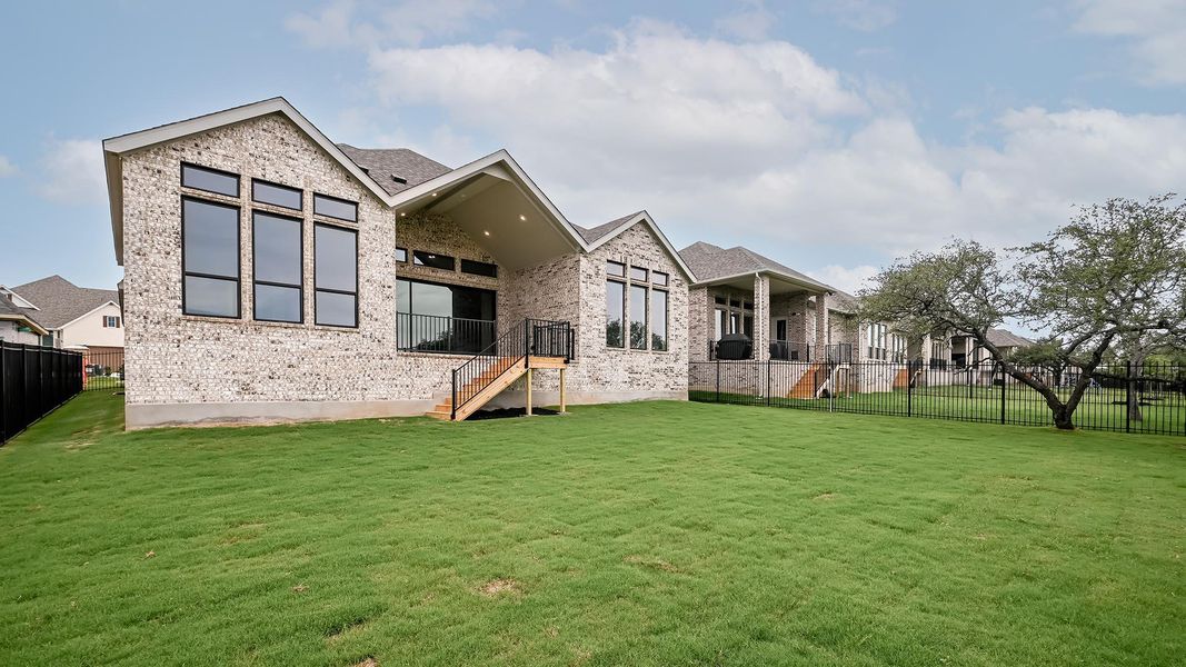 Exterior details and patio area of a home in Parten, Austin (Image 4).