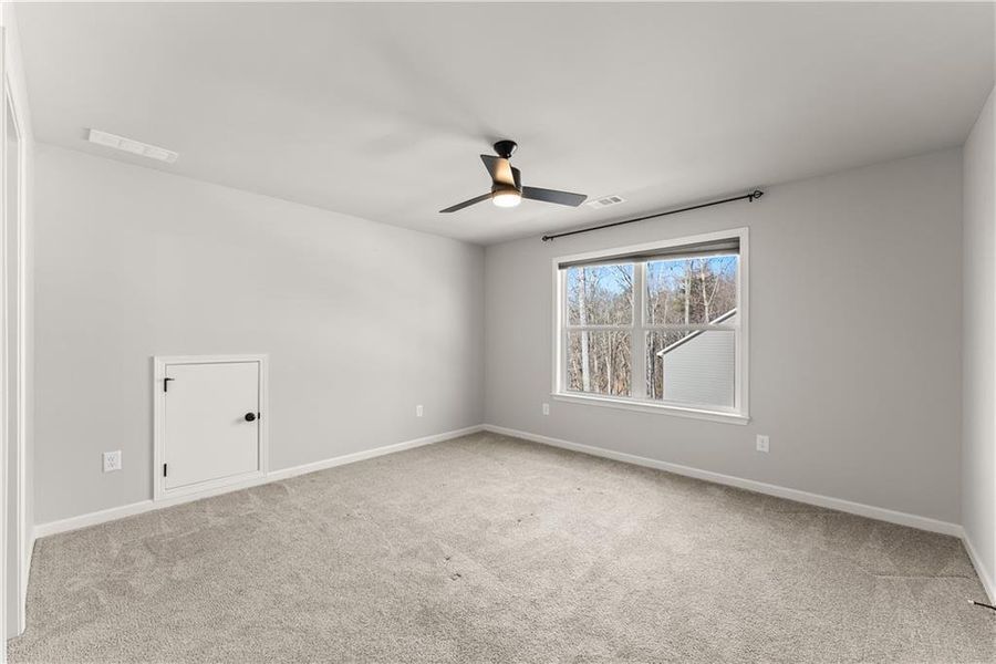 Spacious, unfurnished interior of a new home in , Dahlonega (Image 41). Spacious, unfurnished interior of a new home in , Dahlonega (Image 41).