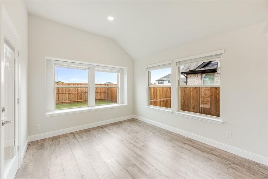 Spacious, unfurnished interior of a new home in ArrowBrooke Classic 50, Aubrey (Image 20).